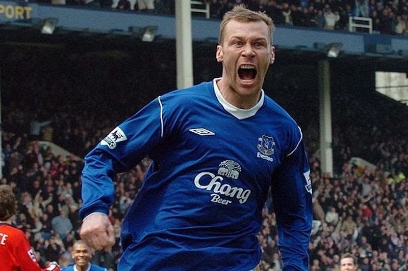 Duncan Ferguson - cầu thủ vạm vỡ