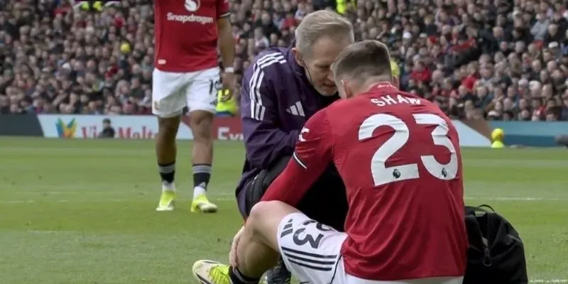 Đội hình cho sự vắng mặt của Clauss